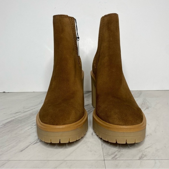 Dolce Vita Caster Brown Suede Lug Sole Bootie 8 1/2 - Picture 2 of 16